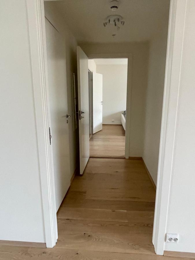 Apartment , Tastagt 20 *